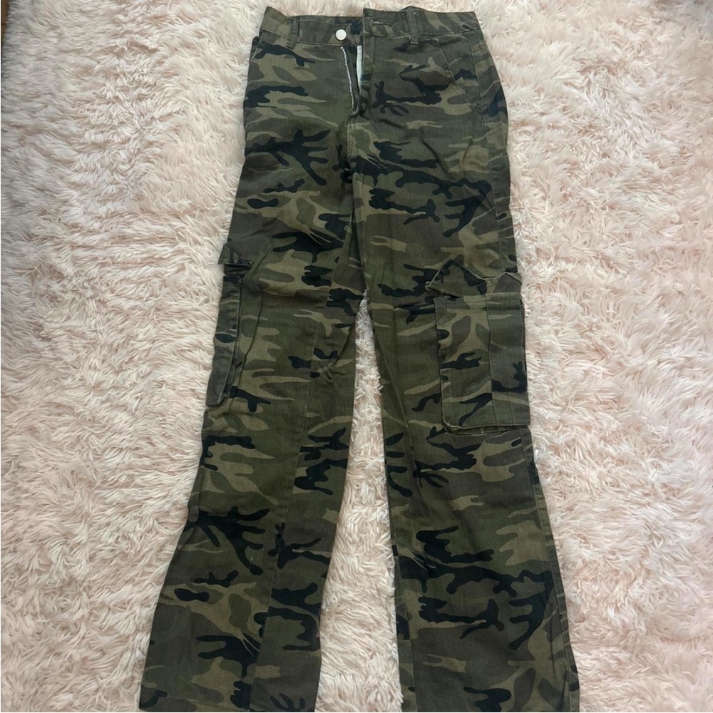 SHEIN Camouflage Straight Leg Pants